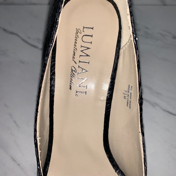 NWOT LUMIANI INTERNATIONAL  Snakeskin Black Heels - Picture 7 of 7